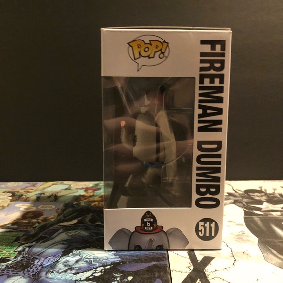 DAMAGED Fireman Dumbo. - Picture 4 of 7